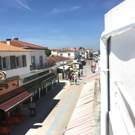 Ideal Au Centre-ville De La Tranche-sur-mer, A 80m De La Plage, Avec Balcon Et Apercu - Fr-1-357-240 * La Tranche-sur-Mer